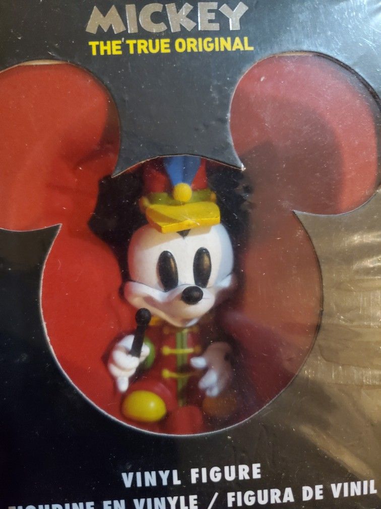 Mickey Mouse 90 Year Collection 