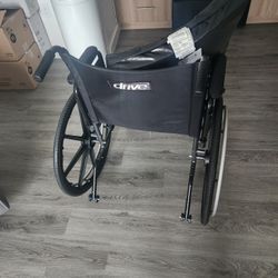 Drive Medical Sentra EC Heavy-Duty Wheelchair — Excellent Condition — $250 OBO