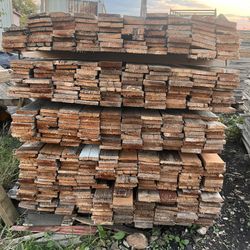 🚨Cedar pickets bundles