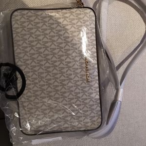 michael kors tulalip