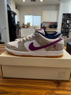 Nike sb dunk rayssa leal size 9.5 brand new deadstock