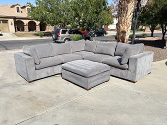 Thomasville Sectional Modular Couch - Free Delivery