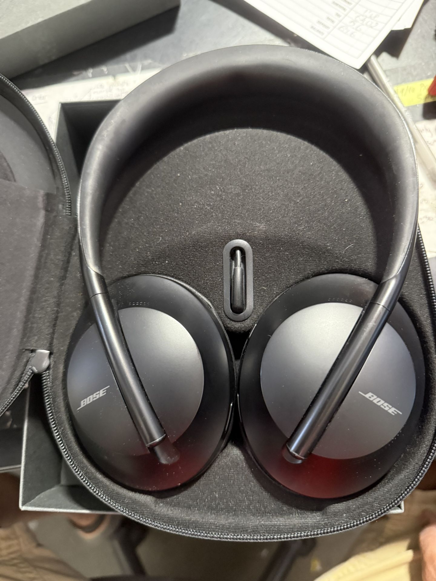 Bose Headphones 700 Noise-Canceling Bluetooth Headphones (Triple Black)