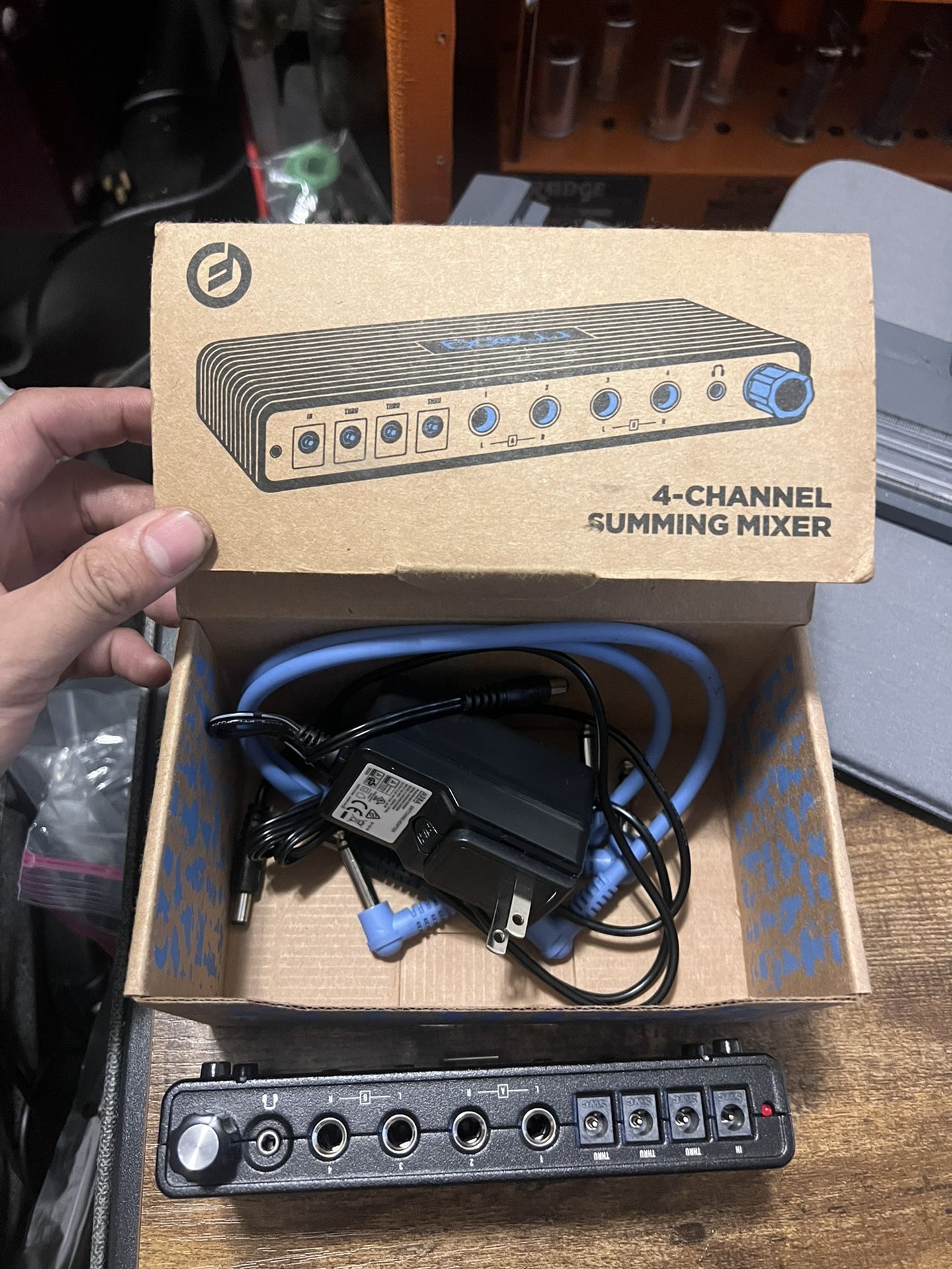 その他 MOOG 4-Channel Summing Mixer Moog 4 Channel Summing Mixer