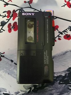 Sony M-450 Microcassette Recorder – For Parts / Repair – Powers On