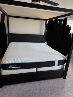 Tempur-Pedic ProAdapt Medium Hybrid King Size Mattress