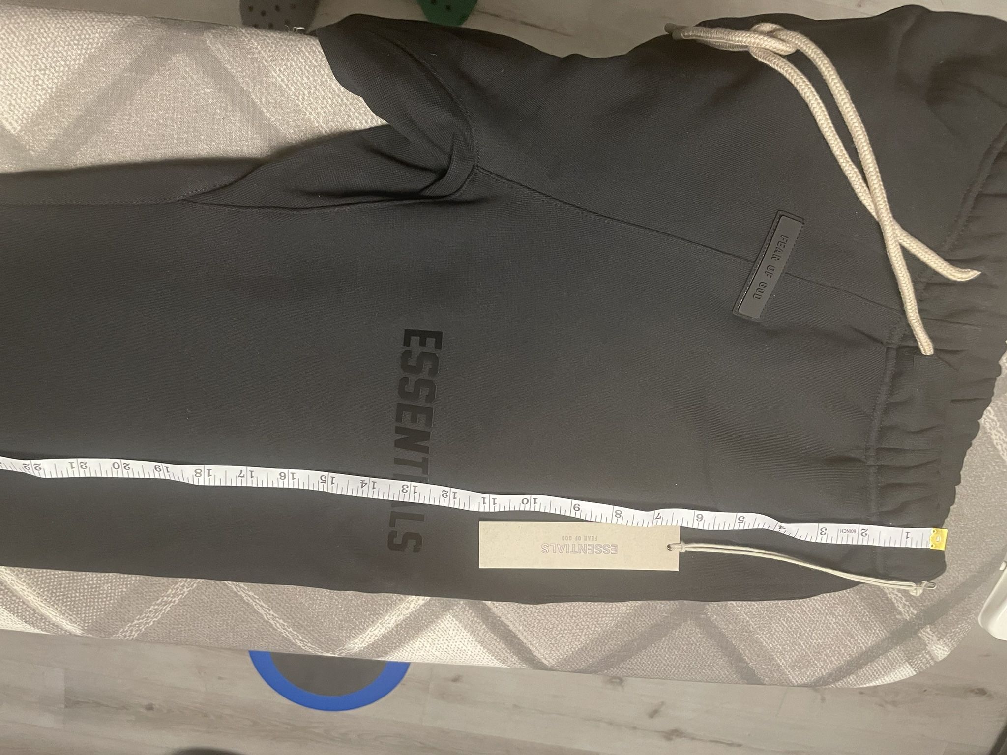 Essential Jet Black Size Xxs