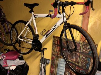 Immaculate GMC Denali Lightweight Alloy Bike – High Performance Meets Elegance!