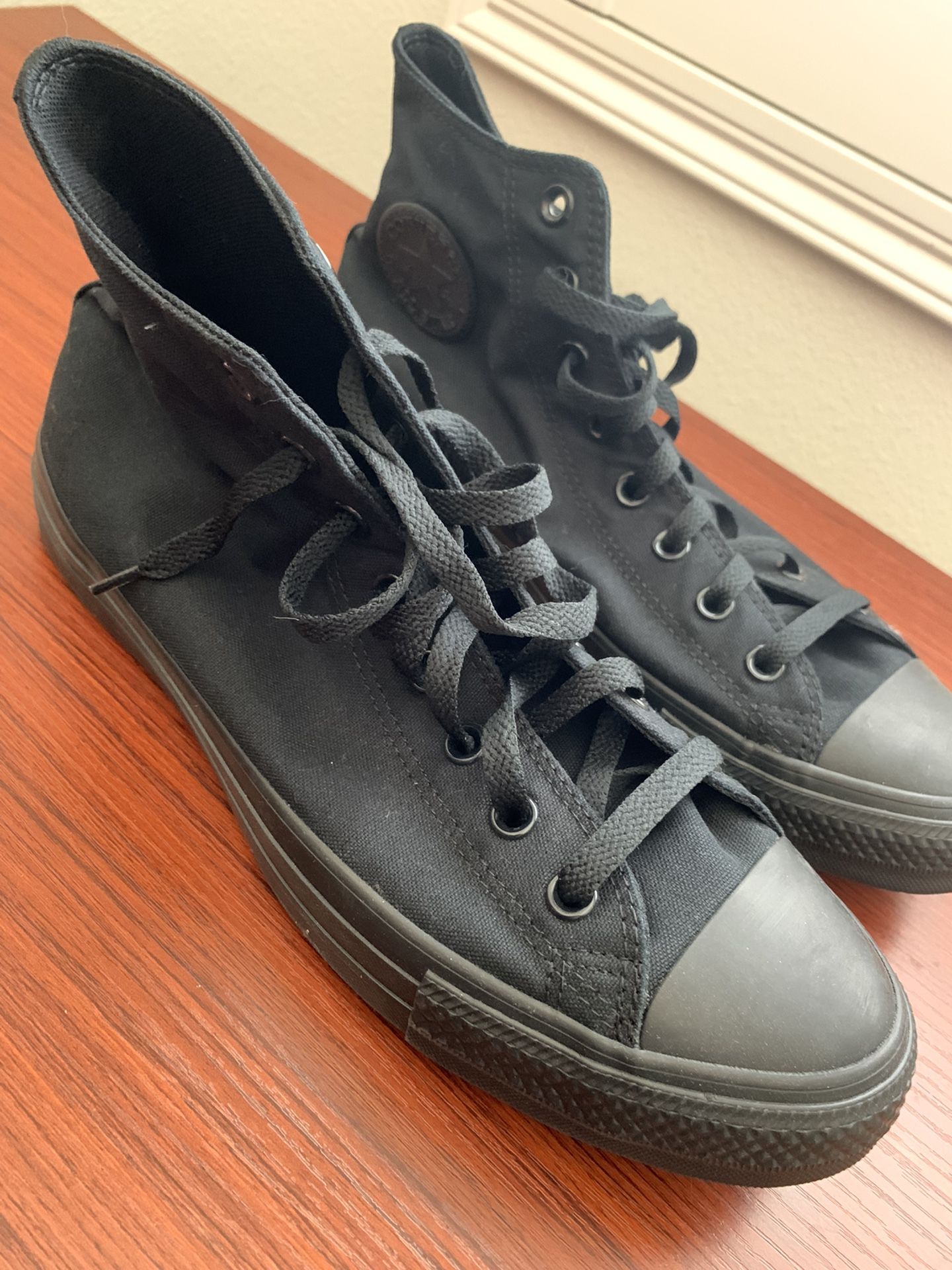 Black All Star Converse