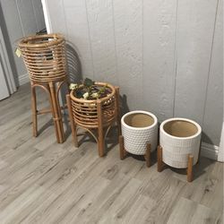 Wooden Plant Holders 