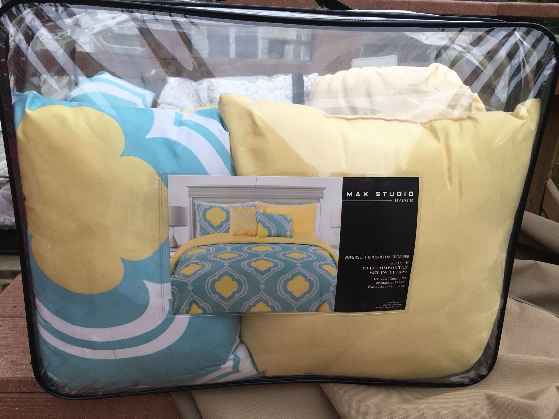 Twin Comforter set, pillow shams, decorative pillows and 2 sets of twin sheets