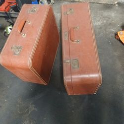 Antique luggagood condition clean