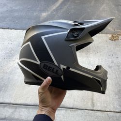 Bell Mx-9 Moto Helmet Size M