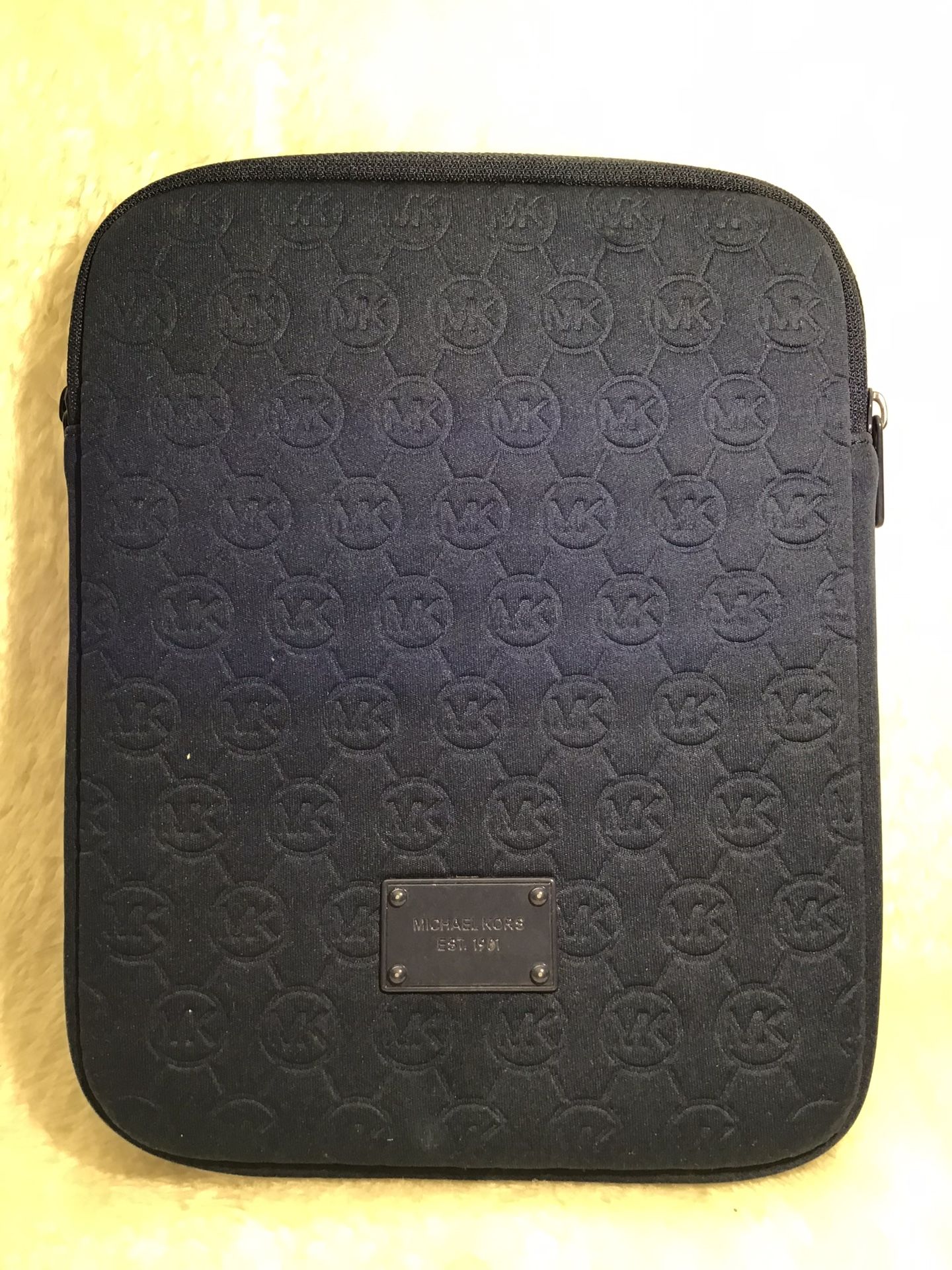Michael Kors iPad/tablet Case