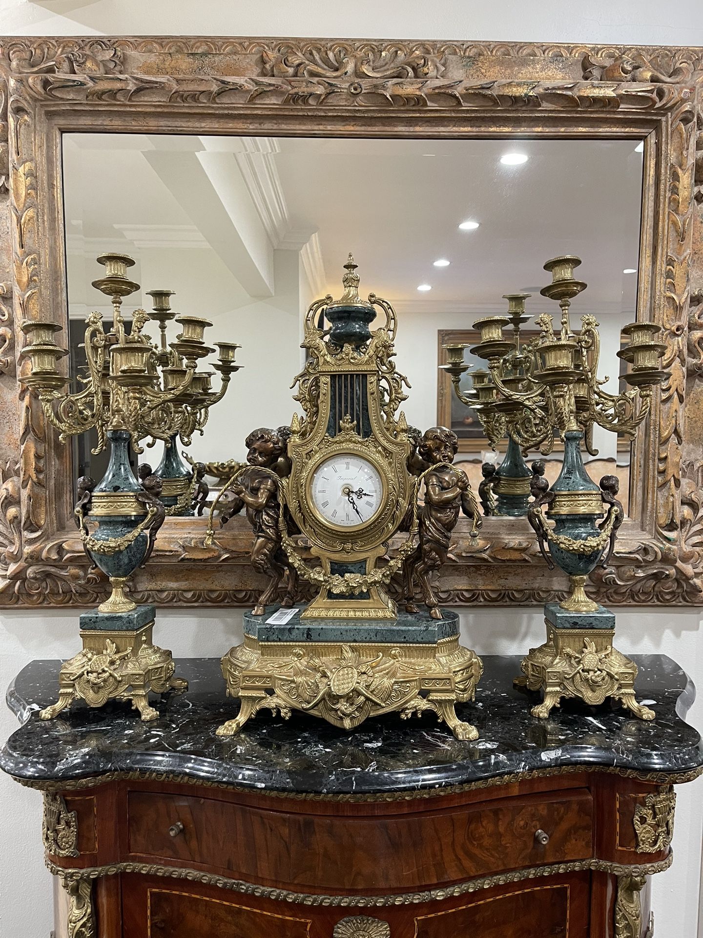 Beautiful Imperial Brevettato Clock & Candelabra 3-Pieces Set🌷