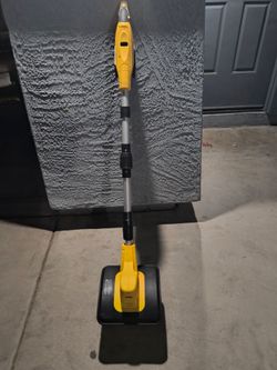 Like New tiller cultivator comes with battery charge