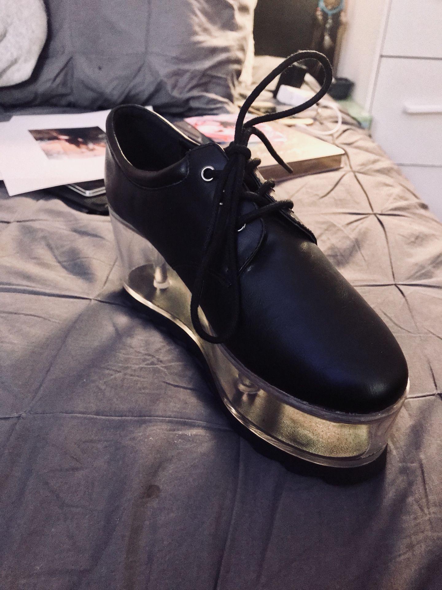 ajedrez Shetland Afectar Y.R.U. Qloud 2091 Black Sneaker with Clear Fillable Platform for Sale in  Los Gatos, CA - OfferUp