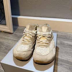 bottlers veneta cream size 42 (9)