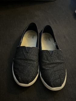 Toms Shoes