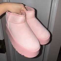6.5 Boots
