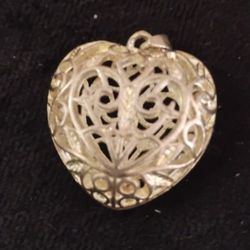 Heart Pendant $20.00