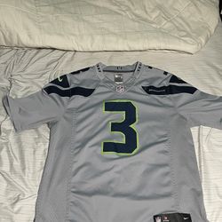 Nike NFL Russell Wilson Seattle Seahawks Stitched On Field Jersey Size Large