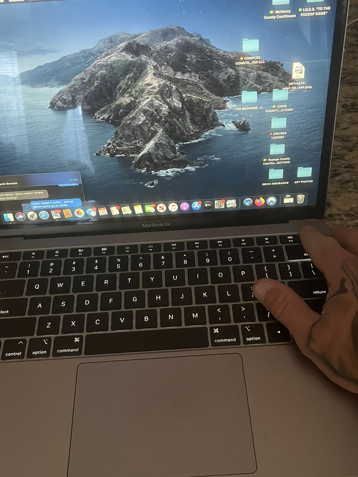 2019 MacBook 💻 Air-Space Gray -13” Retina