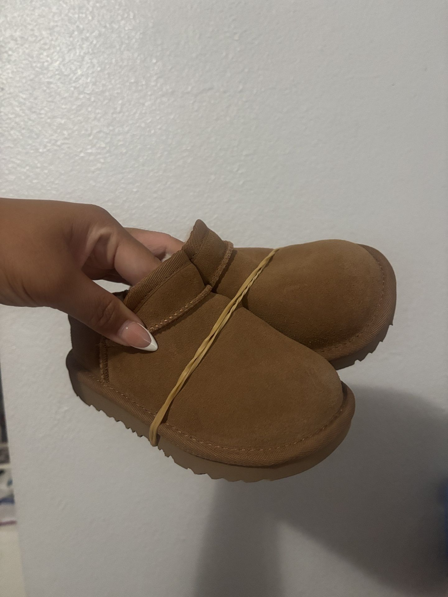 Toddler Ugg 9c Brand New