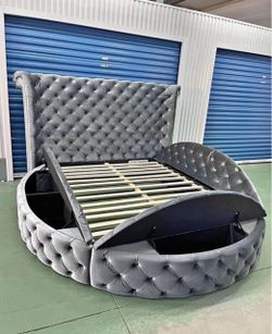 ROUND BED W/ STORAGE DRAWERS 🛏️🩶