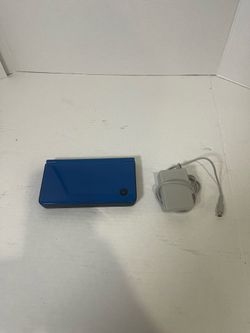Nintendo DSi XL Handheld Game Console UTL-001 Aqua Blue