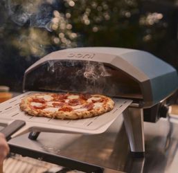 Brand new Ooni Koda 2 Black Gas Powered Oven
