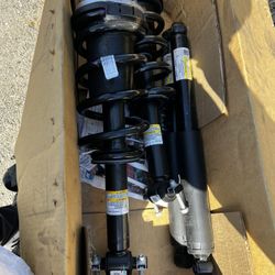 25 Chevy Or GMC 1500 Front And Rear 