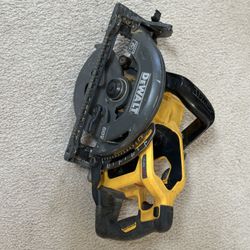 Dewalt Saw