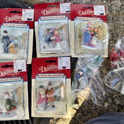 Lemax Dickensvale Collectibles porcelain figurines