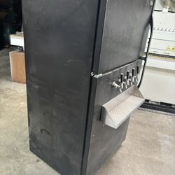 Beer Or Beverage Refrigerator And Freezer