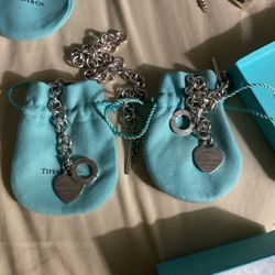 Tiffany’s Necklace And Matching Bracelet 