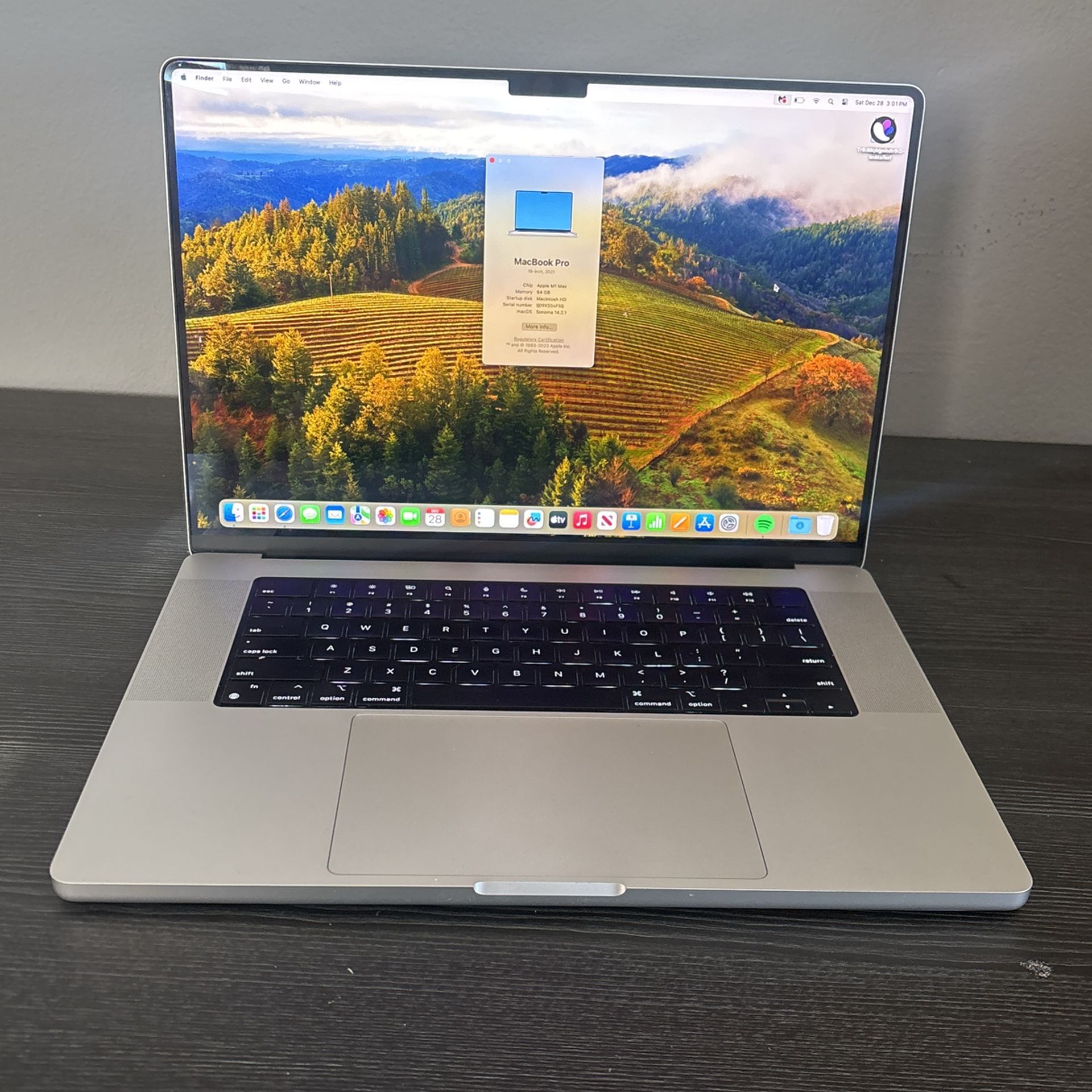 2021 Macbook Pro M1 MAX 