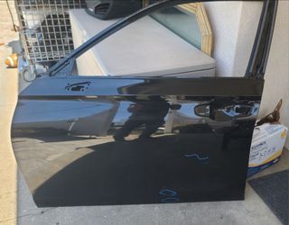 2018 - 2024 TOYOTA CAMRY LEFT FRONT DOOR DRIVER SIDE USED OEM.  YD
