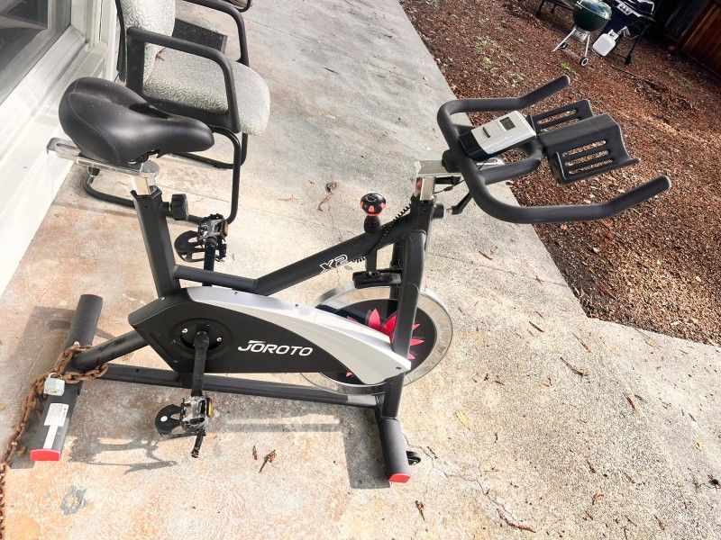 JOROTO X2 Magnetic Indoor Exercise Bike.