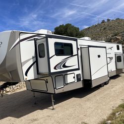 2021 Forest River Wildwood Heritage Glen