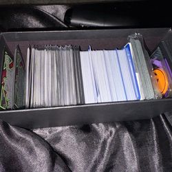 Box of pokemon cards English/japanese
