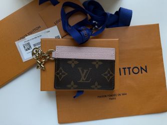 LV card holder