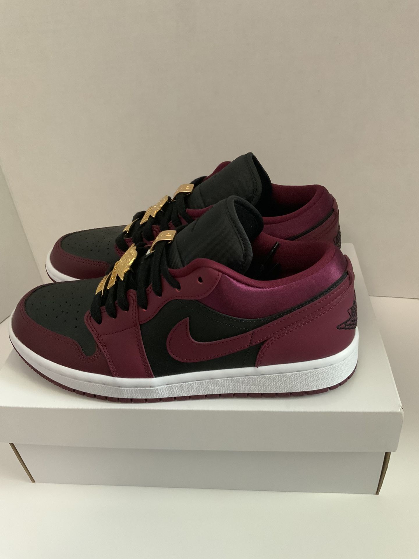 Air Jordan 1 Low 