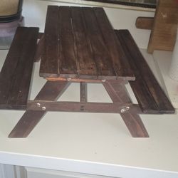 Decor Table. 18"w×15"× 7.5tall  $15