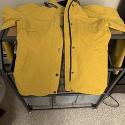 Pendleton Yellow Women’s Rain Jacket