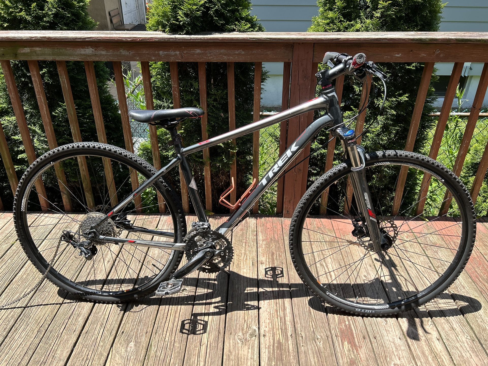  (USED) TREK Mountain Bike (Adult Medium)