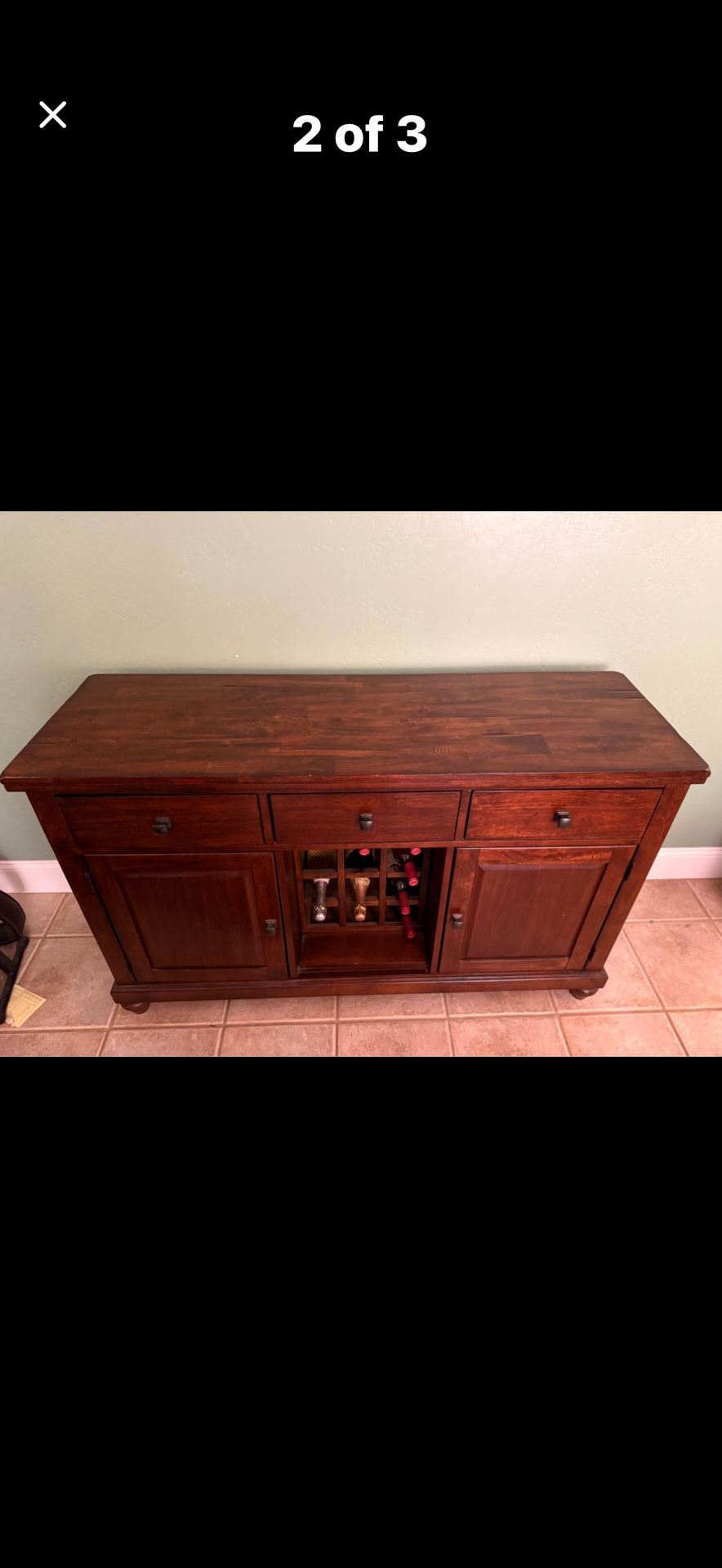 Cabinet Curio