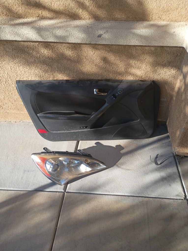 Hyundai Genesis Light Left Side 40 Bucks For Both