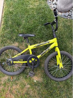 Huffy “rock it” kids bike child