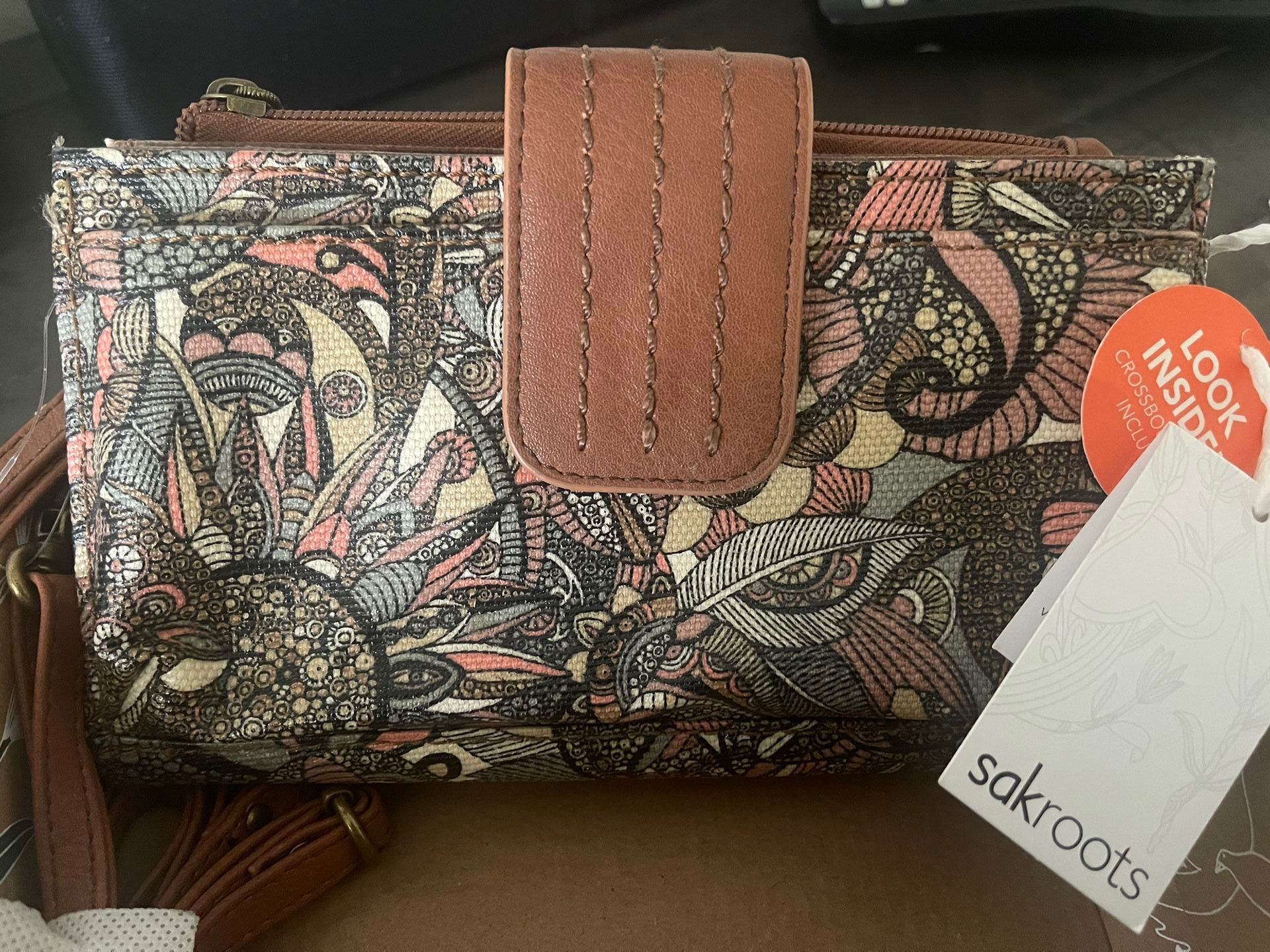 $30 Sakroots Smartphone Olympic Crossbody